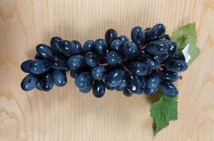 Duo A&A Ltd T/A Valu Mart recalls Decorative Grapes